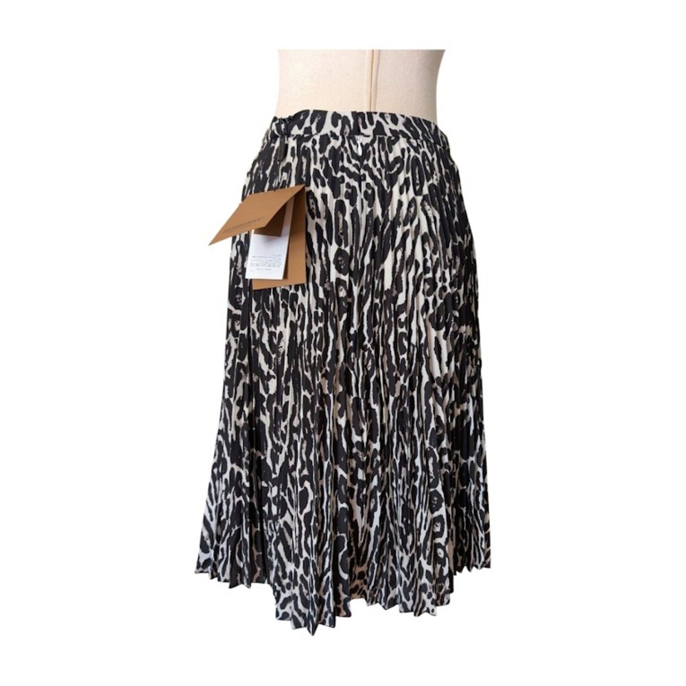NWT Burberry Pleated Midi Skirt Leopard Print Black Beige Silk Blend Size 6 - Picture 5 of 10